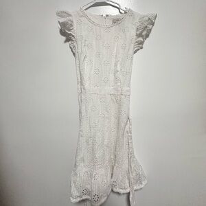 Loft Dress size 2 very chic white dress. Double lining. Girly for brunch